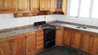 Casa en Alquiler en Capital, Mendoza - $ 950.000 | Inmoup - 2