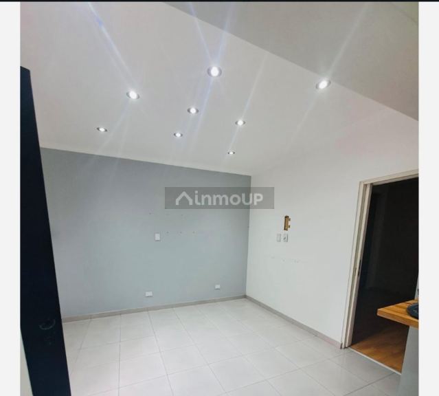 P H en Venta en Tres de Febrero, G.B.A. Zona Oeste
