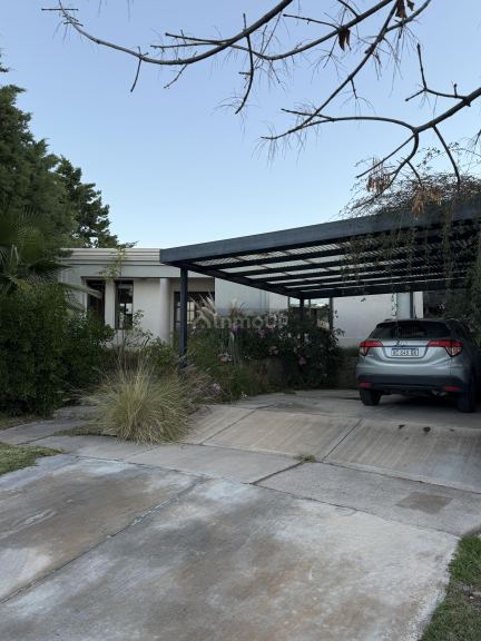 Casa en Venta en Las Heras, Mendoza