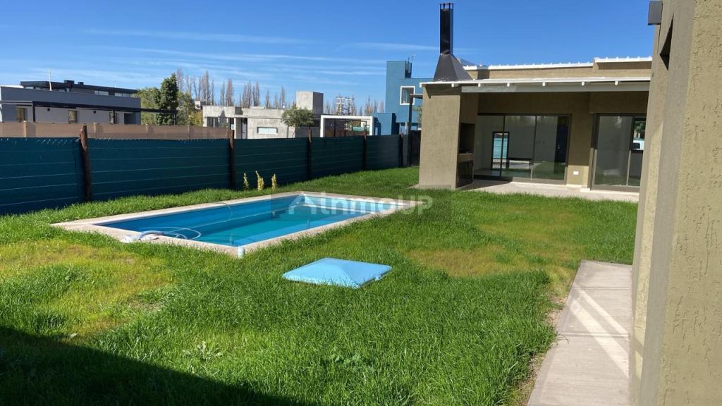 Casa en Venta en Maipu, Mendoza