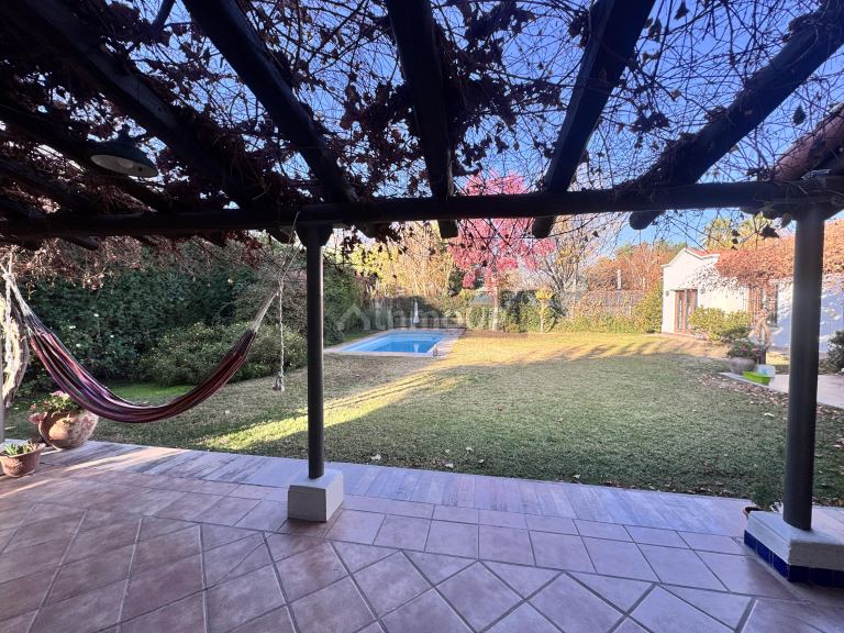 Casa en Venta en Guaymallen, Mendoza