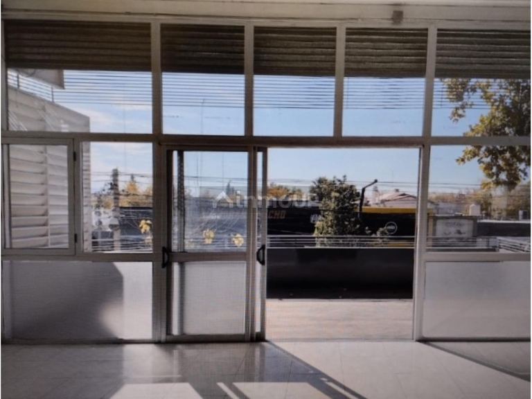 Local Comercial en Alquiler en Rivadavia, San Juan