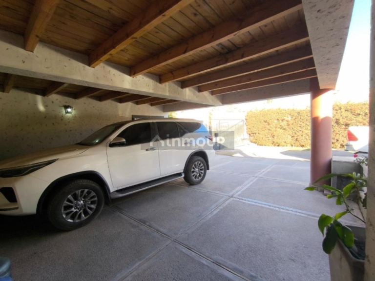 Casa en Venta en Rivadavia, San Juan
