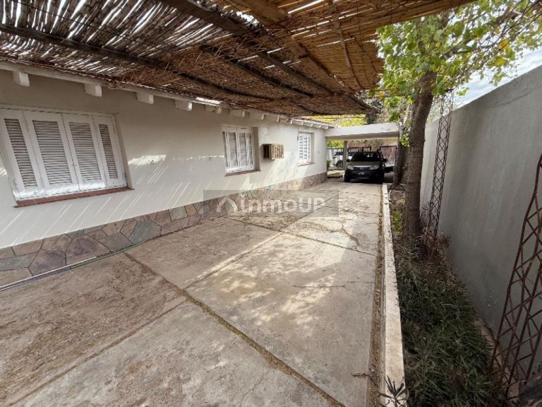 Casa en Venta en Rivadavia, San Juan