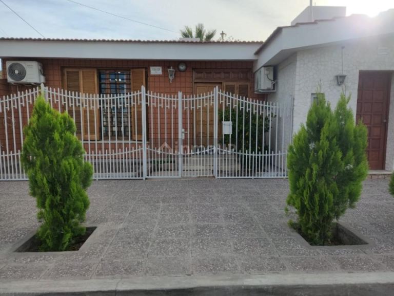 Casa en Venta en Rivadavia, San Juan