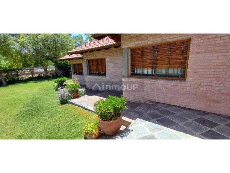 Casa en Venta en Rivadavia, San Juan