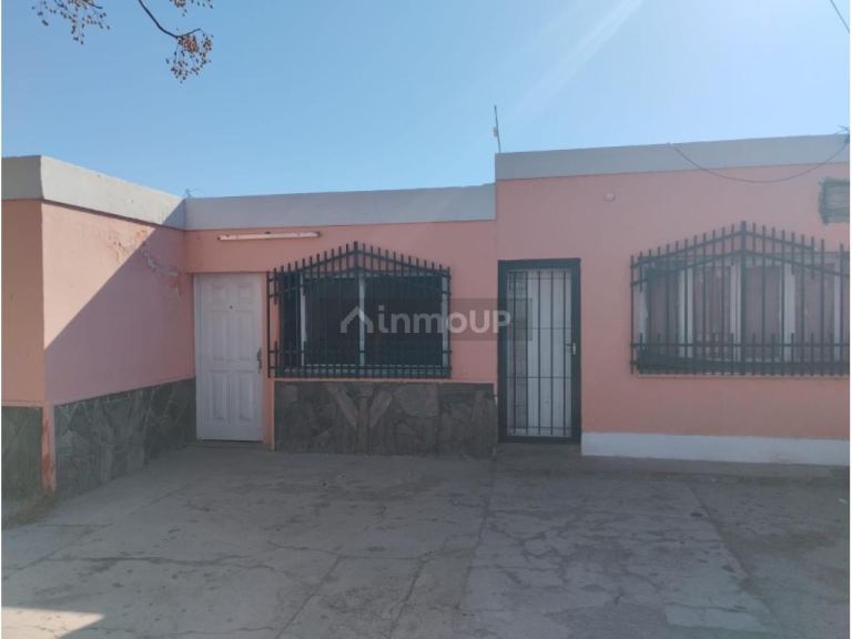 Casa en Venta en Rivadavia, San Juan