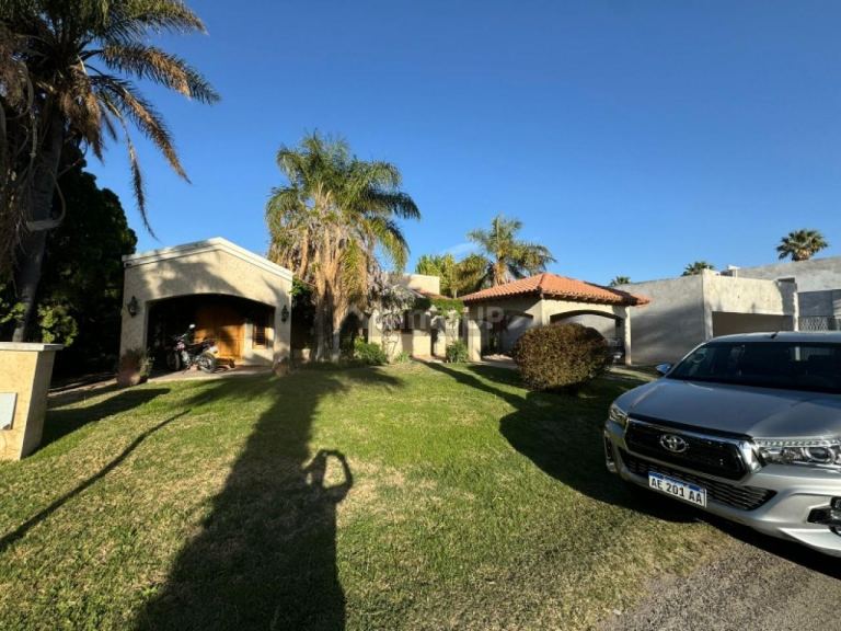 Casa en Venta en Rivadavia, San Juan