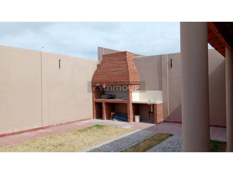 Casa en Venta en Rivadavia, San Juan