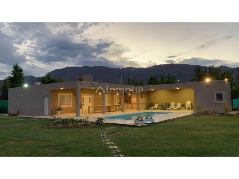 Casa en Venta en Rivadavia, San Juan