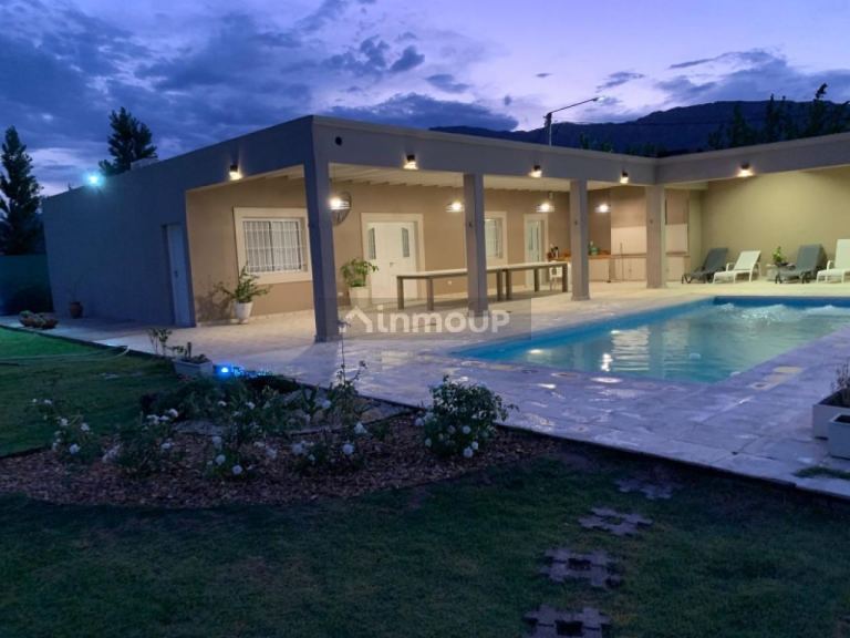 Casa en Venta en Rivadavia, San Juan