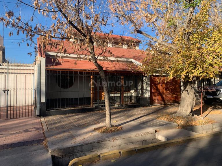 Chalet en Venta en Godoy Cruz, Mendoza