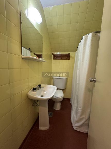 Hotel en Venta en Lacar, Neuquen