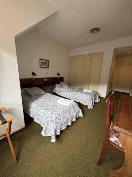 Hotel en Venta en Lacar, Neuquen
