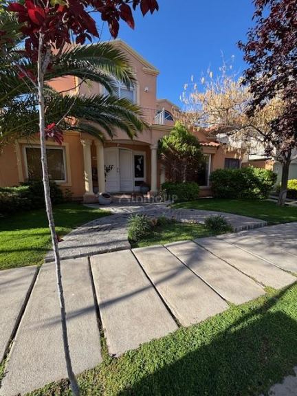 Casa en Venta en Godoy Cruz, Mendoza