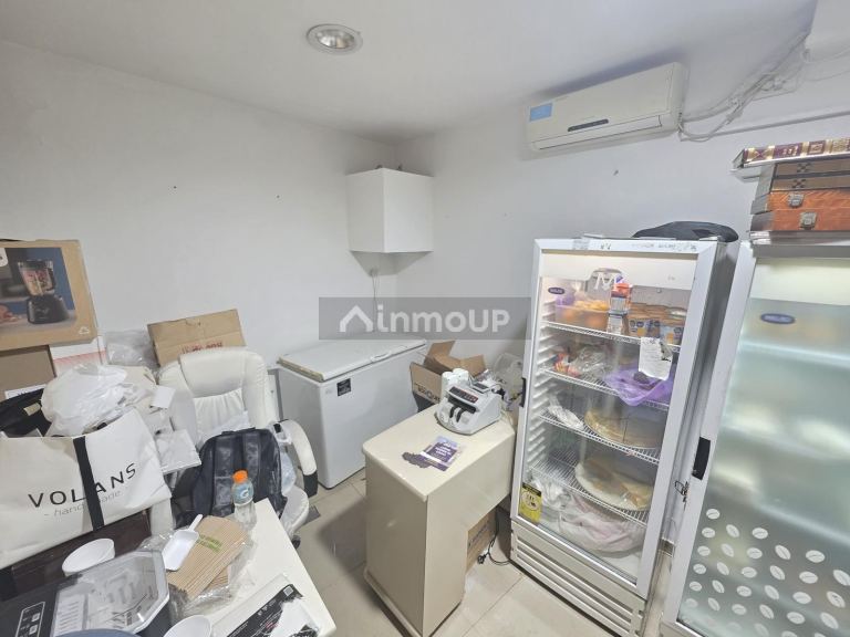 Local Comercial en Venta en Balvanera, Capital Federal