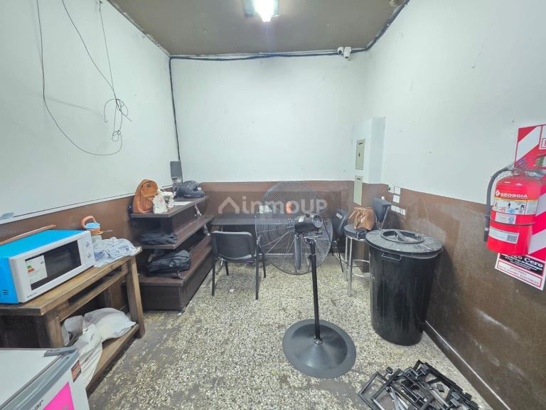 Local Comercial en Venta en Flores, Capital Federal