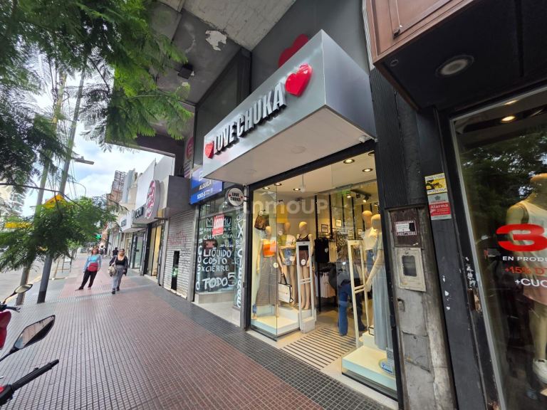 Local Comercial en Venta en Flores, Capital Federal