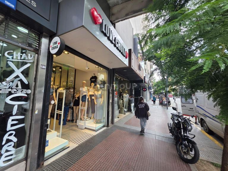 Local Comercial en Venta en Flores, Capital Federal