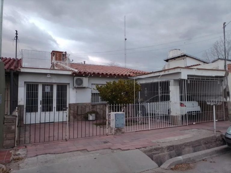 Casa en Venta en Las Heras, Mendoza