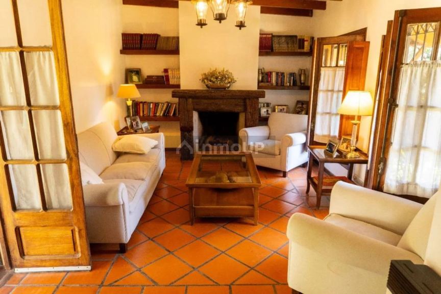 Casa en Venta en Lujan de Cuyo, Mendoza - USD 248.000 | Inmoup - 16