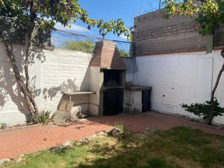 Casa en Venta en Guaymallen, Mendoza