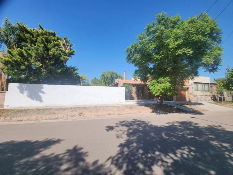 Casa en Venta en Las Heras, Mendoza