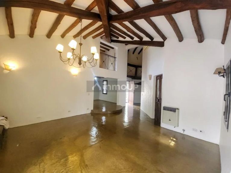 Casa en Venta en Guaymallen, Mendoza