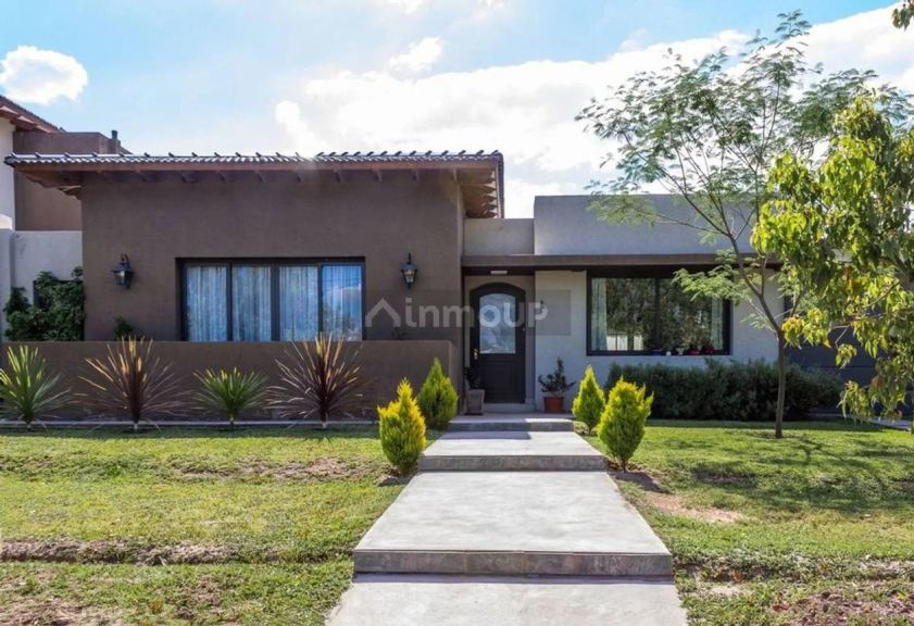 Casa en Venta en Maipu, Mendoza