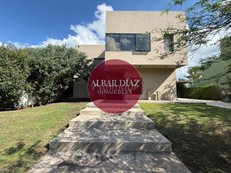 Casa en Venta en Santa Maria, Cordoba