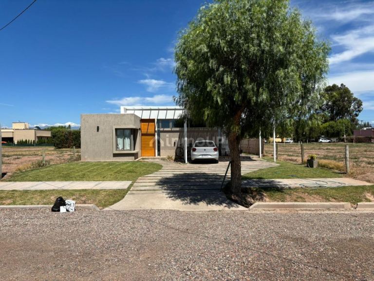 Casa en Venta en Guaymallen, Mendoza