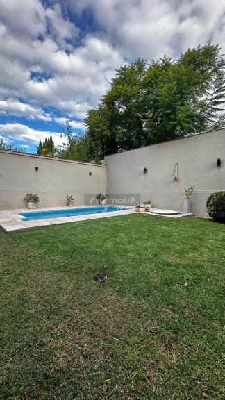Casa en Venta en Guaymallen, Mendoza
