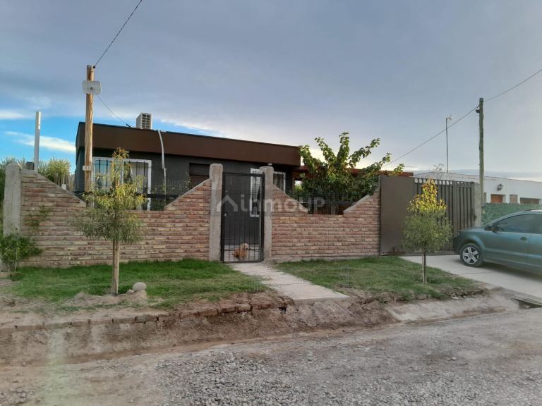 Casa en Venta en Guaymallen, Mendoza