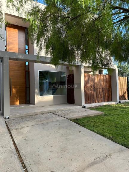 Casa en Alquiler en Lujan de Cuyo, Mendoza