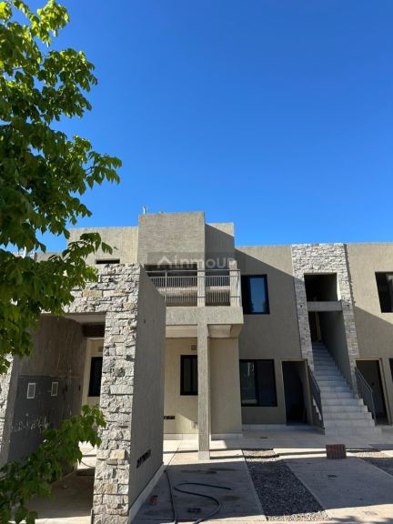 Duplex en Venta en Guaymallen, Mendoza
