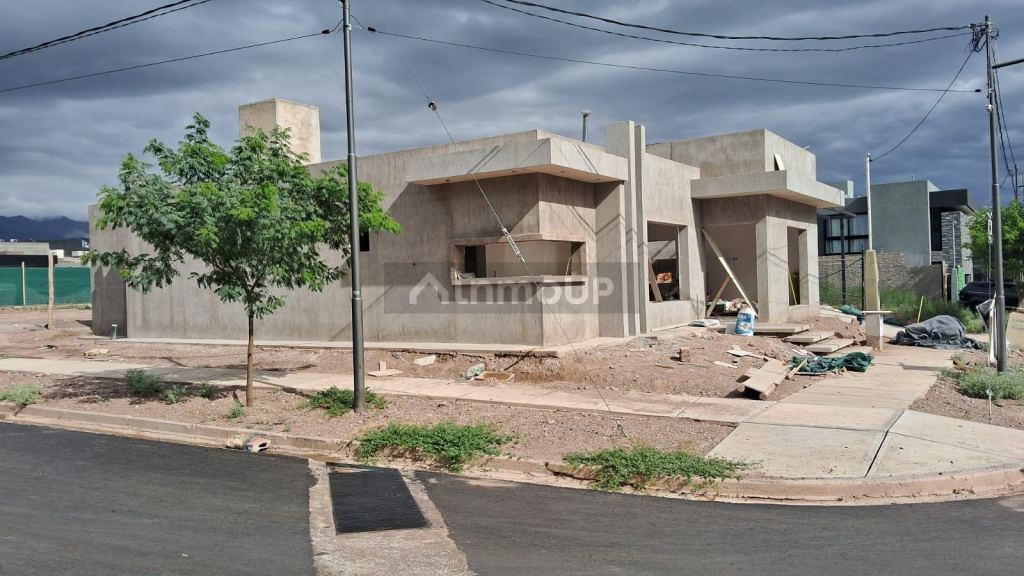 Casa en Venta en Godoy Cruz, Mendoza