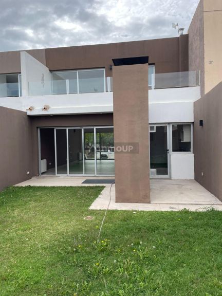 Duplex en Venta en Maipu, Mendoza