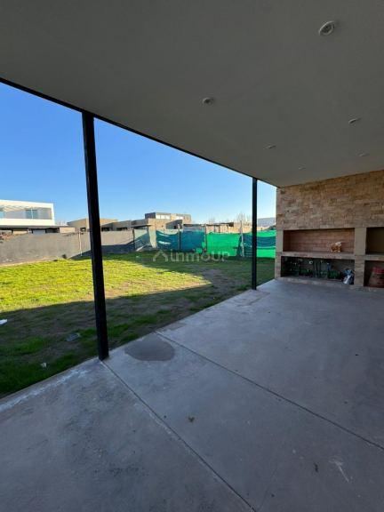 Casa en Alquiler en Lujan de Cuyo, Mendoza