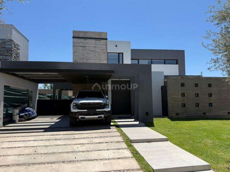 Casa en Venta en Lujan de Cuyo, Mendoza