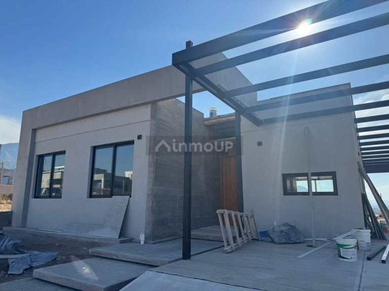 Casa en Venta en Las Heras, Mendoza