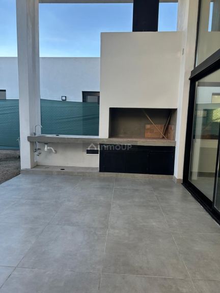 Casa en Alquiler en Lujan de Cuyo, Mendoza - USD 1.800 | Inmoup - 25