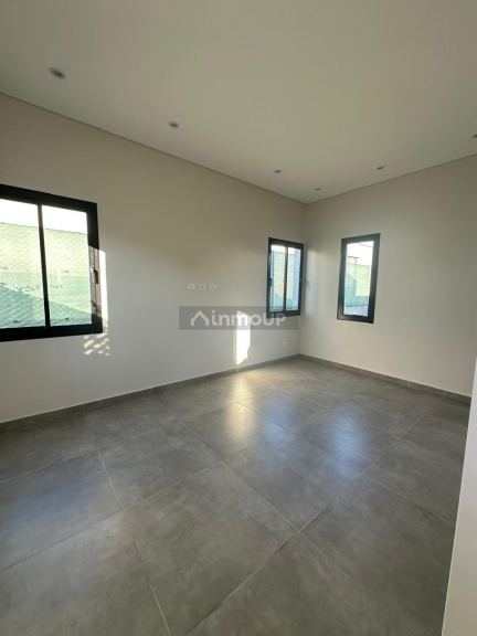Casa en Alquiler en Lujan de Cuyo, Mendoza - USD 1.800 | Inmoup - 14