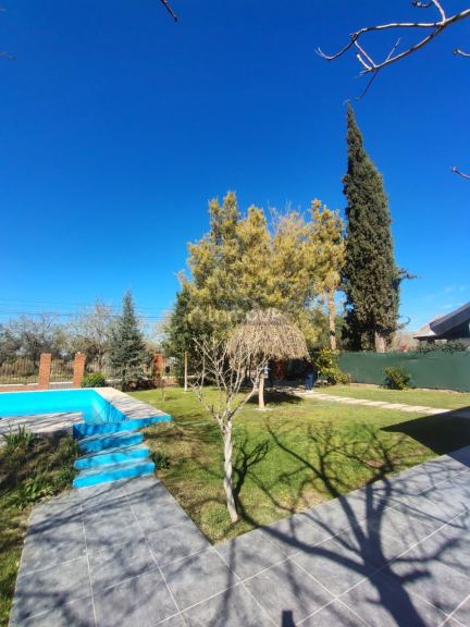 Maipu Vieytes y Aguaribay