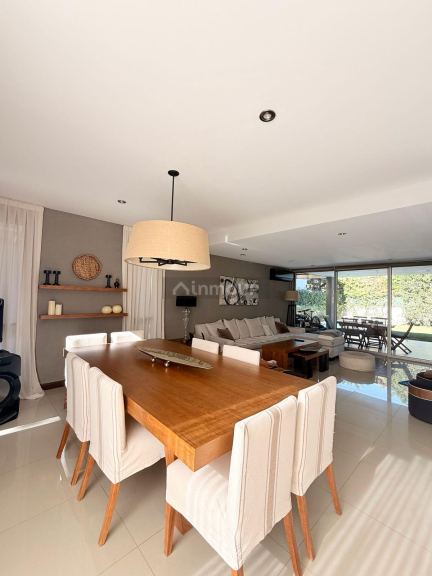 Casa en Venta en Las Heras, Mendoza - USD 380.000 | Inmoup - 6