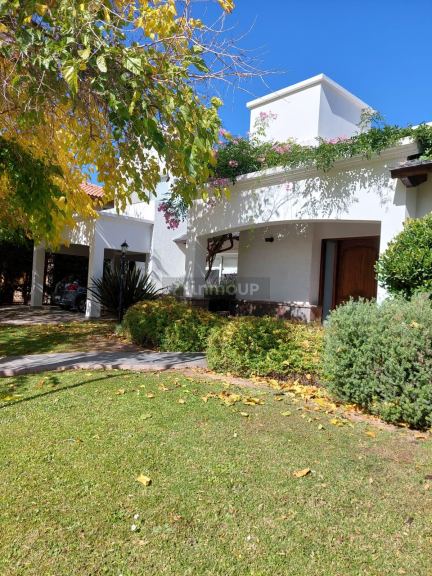 Casa en Venta en Lujan de Cuyo, Mendoza - USD 340.000 | Inmoup - 14