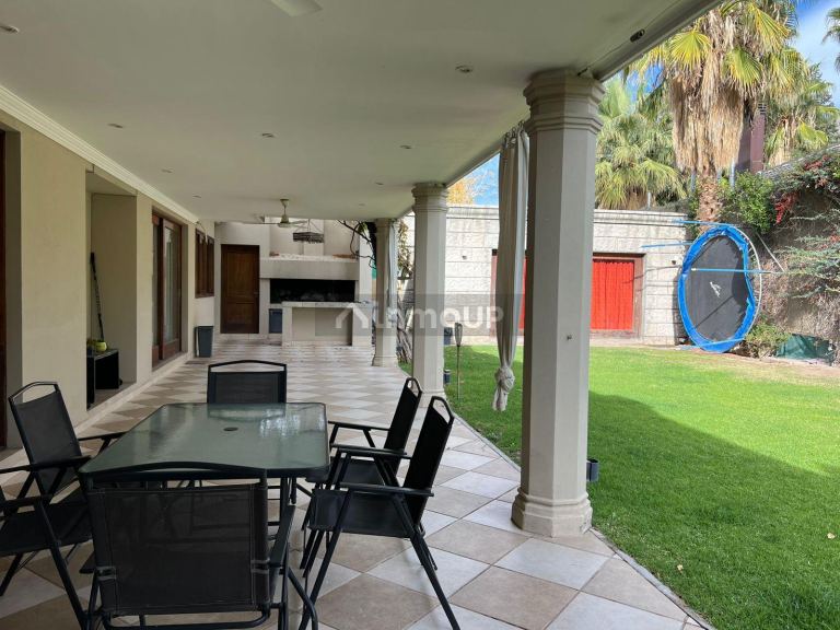 Casa en Venta en Godoy Cruz, Mendoza - USD 550.000 | Inmoup - 22
