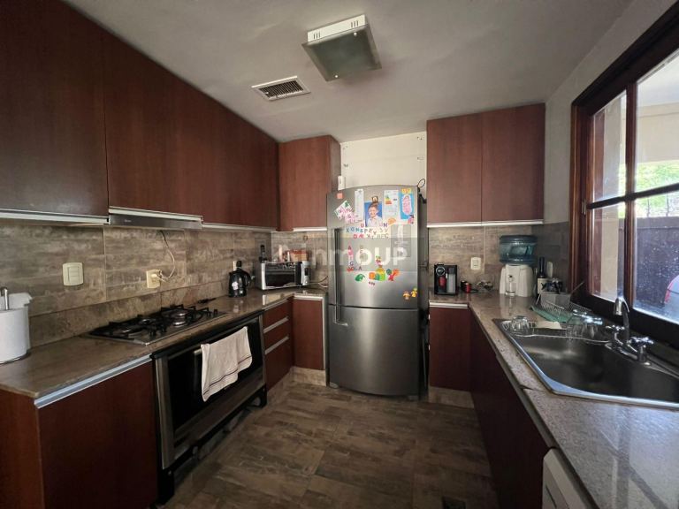 Casa en Venta en Godoy Cruz, Mendoza - USD 550.000 | Inmoup - 6