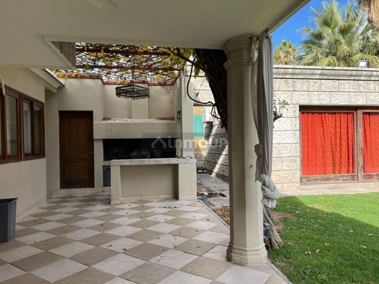 Casa en Venta en Godoy Cruz, Mendoza - USD 550.000 | Inmoup - 23