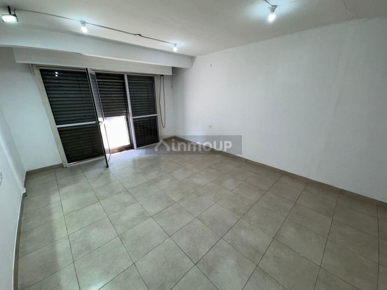 Local Comercial en Alquiler en Moreno, G.B.A. Zona Oeste