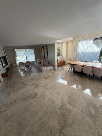 Casa en Venta en Pilar, G.B.A. Zona Norte